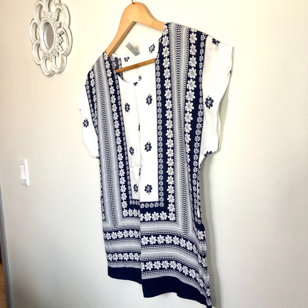 ☀️ELITE cute blue/white patterned top